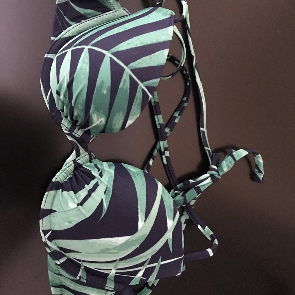 Aerie swim top!! Perkier push up, size 32B.